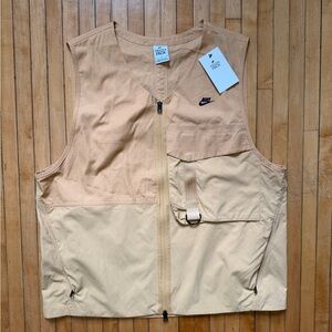 NWT Nike Sportswear Tech Pack Military Unlined Gilet Vest DM5534-737 Men's Sz. L